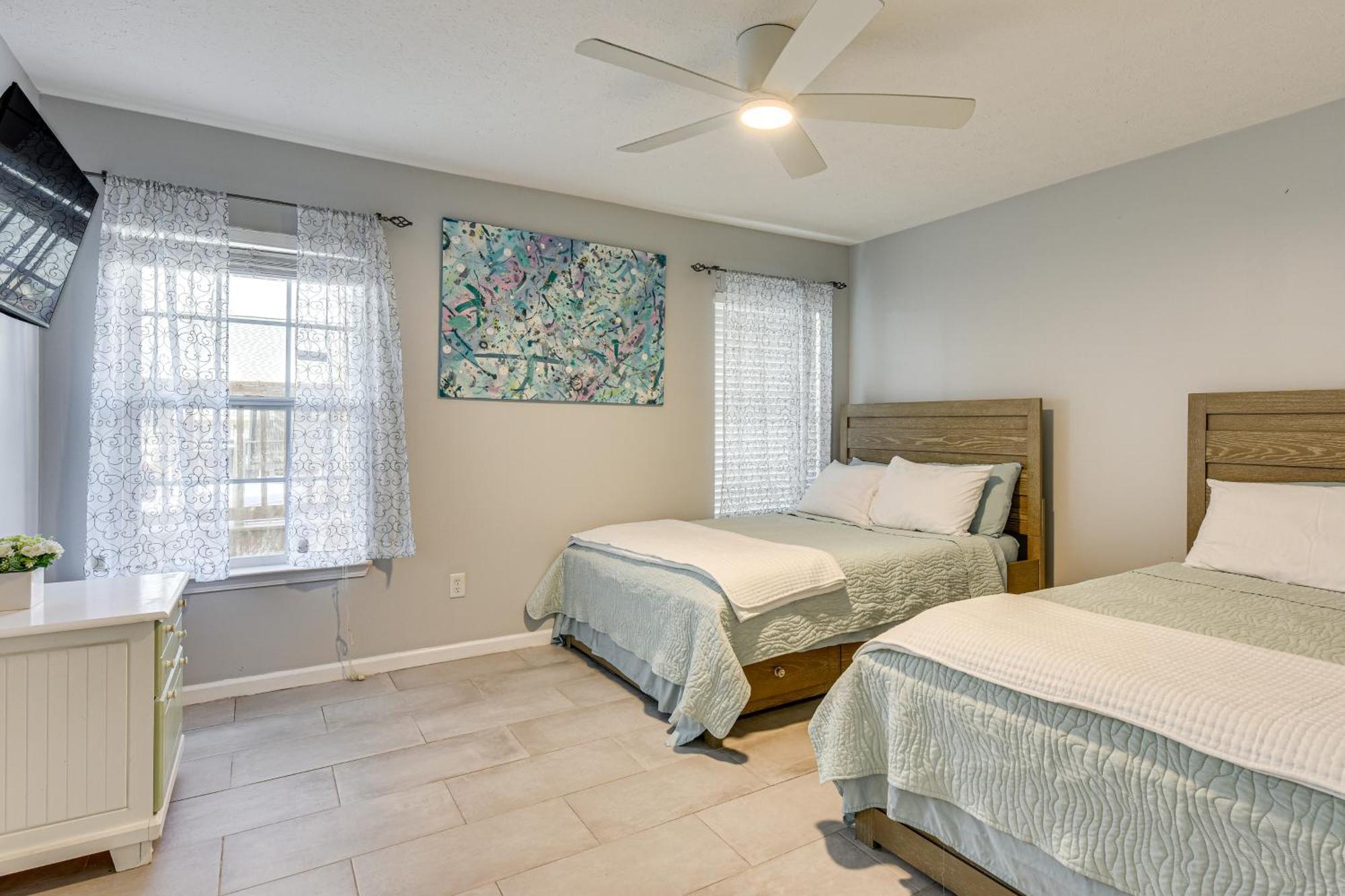 Holiday home Pet-friendly Pcb With Hot Tub, Near Beaches! *